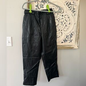 Love love these leather pants. Unfortunately to big. Size small